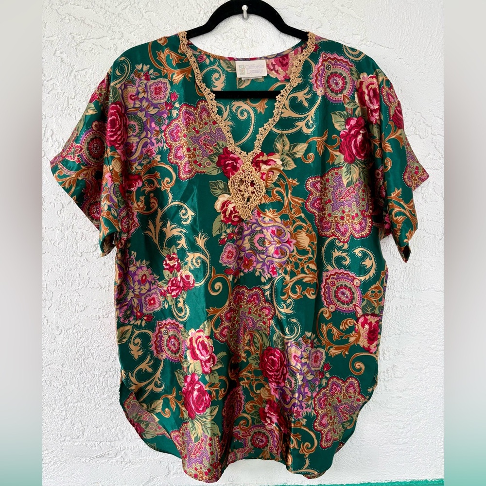 California Dynasty Vintage Satin Polyester Pajama Top Floral Medium